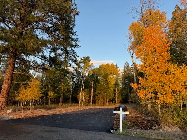571 Armory Rd, Whitefish, MT 59937 - #1