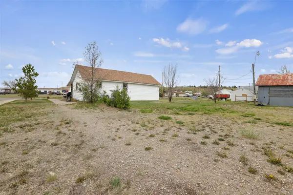 407 Liberty Avenue, Shelby, MT 59474