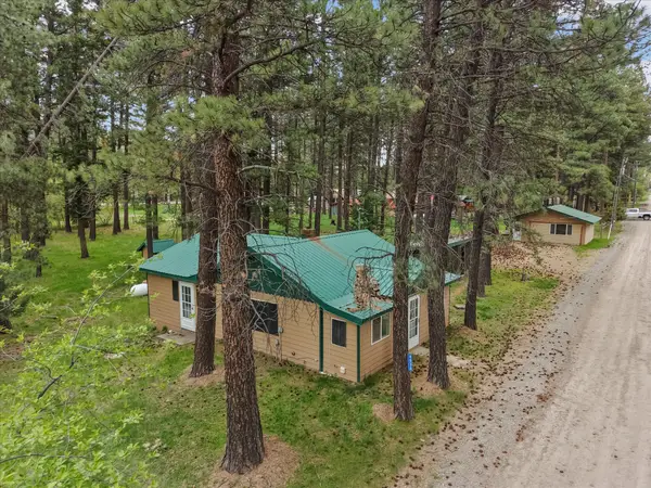 4030 Snow Fleury Lane, Lincoln, MT 59639