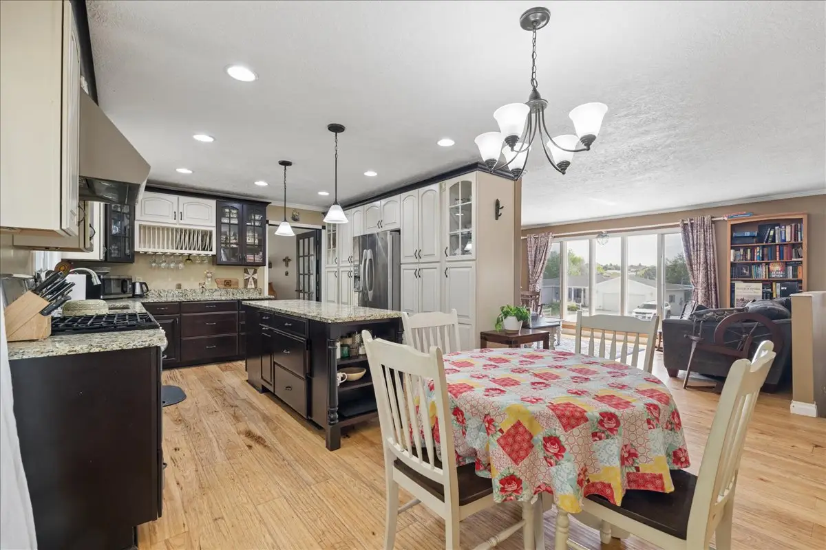 761 33a Avenue Ne, Great Falls, MT 59404 - #1