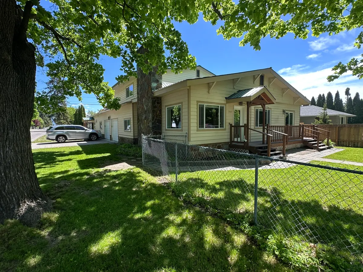 905 6th Avenue E, Kalispell, MT 59901 - #1