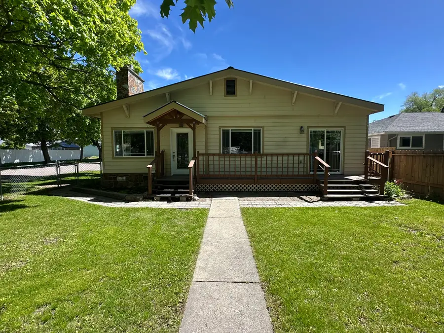 905 6th Avenue E, Kalispell, MT 59901 - #2
