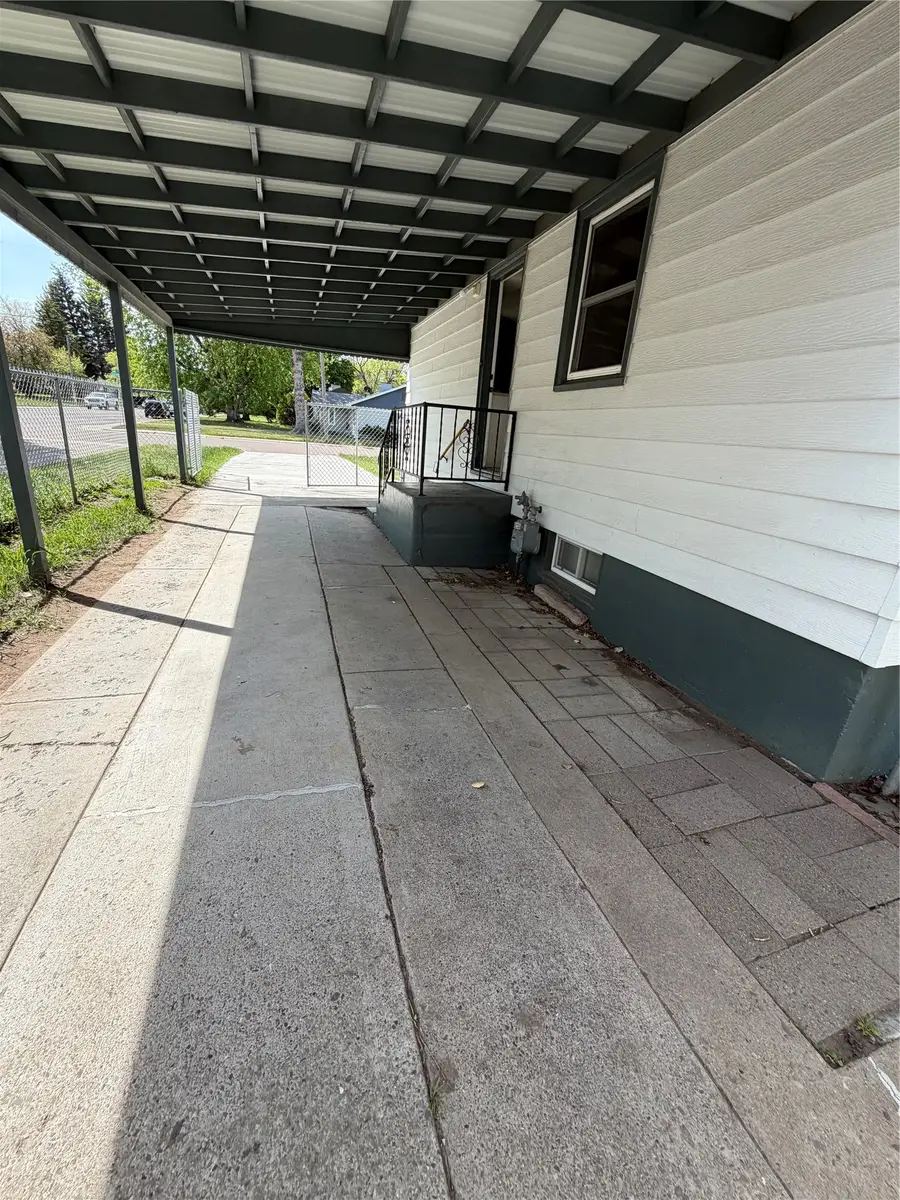 1415 Sunnyside Avenue, Great Falls, MT 59405 - #3