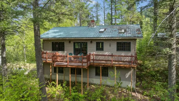 855 Hunter Lane, Columbia Falls, MT 59912