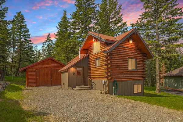 399 Kokanee Drive W, Rexford, MT 59930