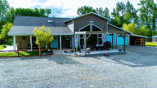 7734 Us Hwy 212, Roberts, MT 59070