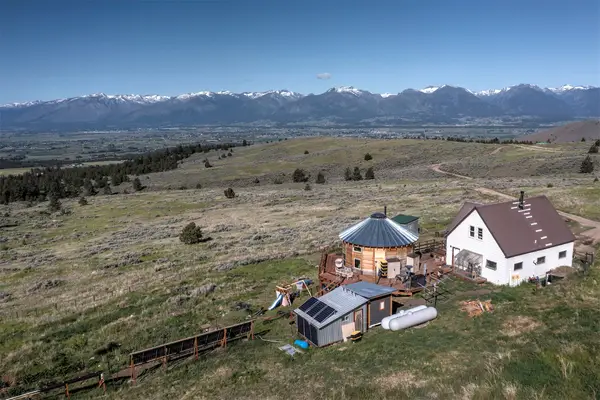 2879 Soft Rock Road, Corvallis, MT 59828