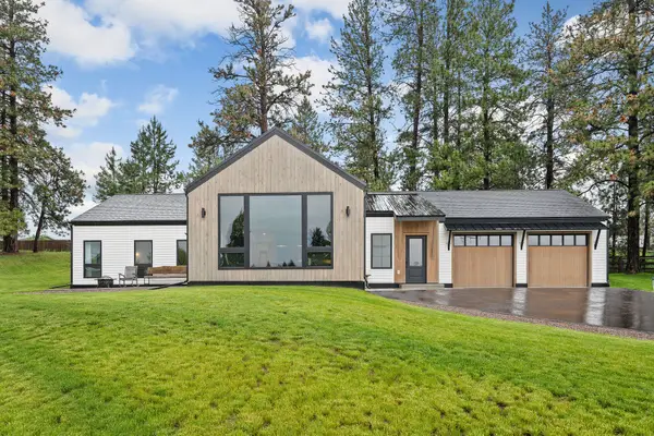 1924 Rapids Avenue, Columbia Falls, MT 59912