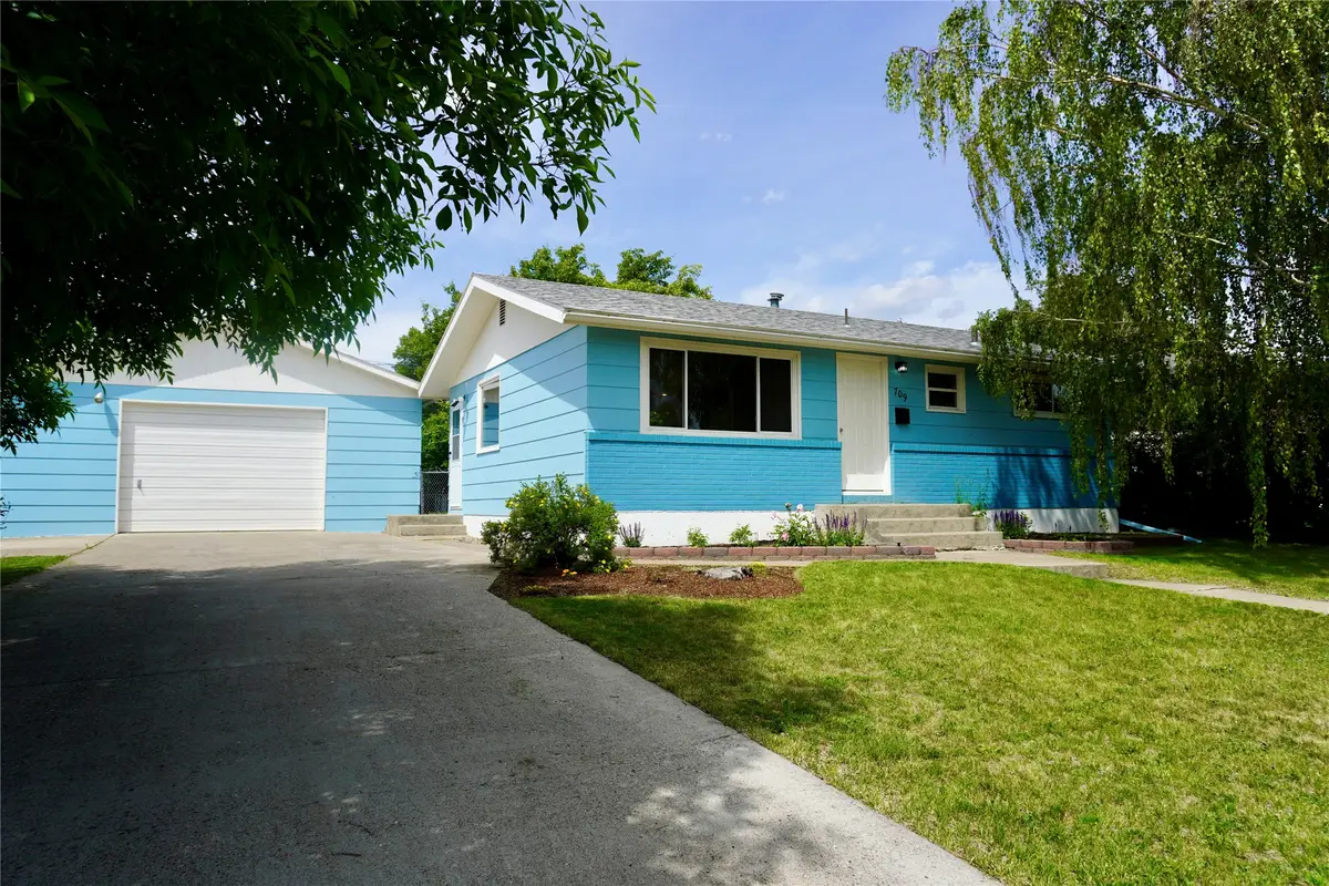 709 27th Avenue Ne, Great Falls, MT 59404 - #1