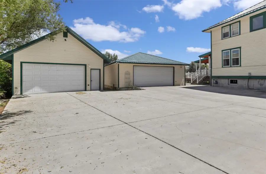 412 Van Buren Avenue, Great Falls, MT 59404 - #3