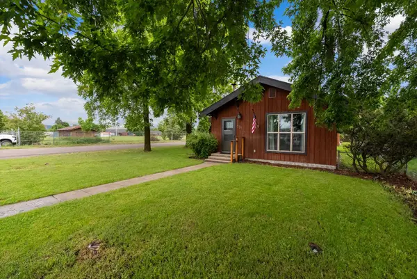 501 6th Avenue E, Polson, MT 59860