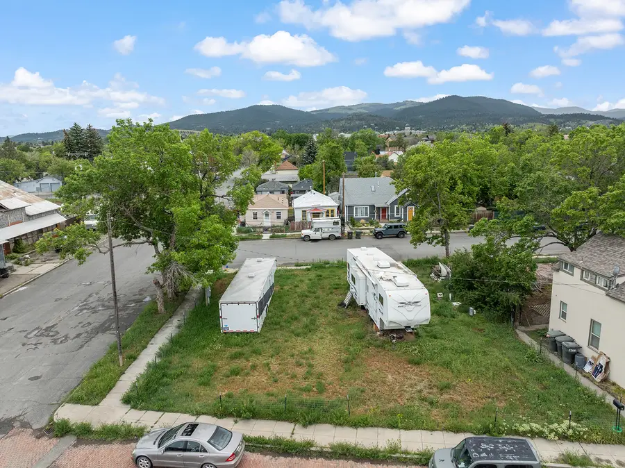 1545 Railroad Avenue, Helena, MT 59601 - #3