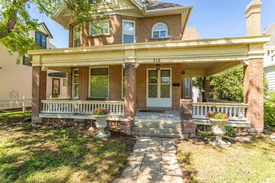 715 4th Avenue N, Great Falls, MT 59401 - #3