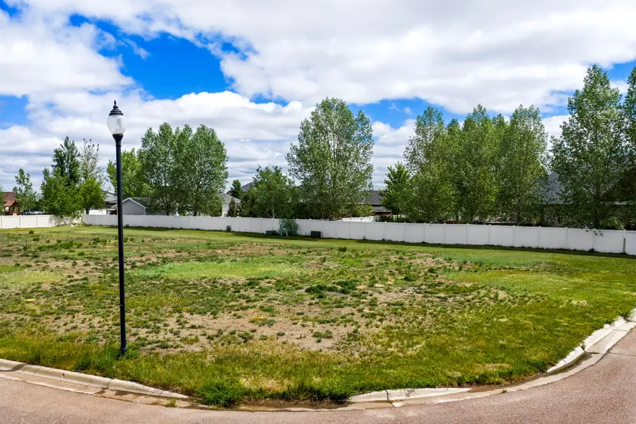 4601 11th Street Ne, Great Falls, MT 59404 - #2
