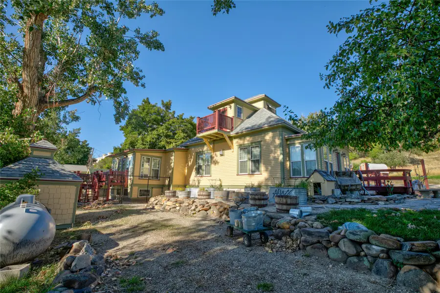 1003 N Burnt Fork Road, Stevensville, MT 59870 - #2