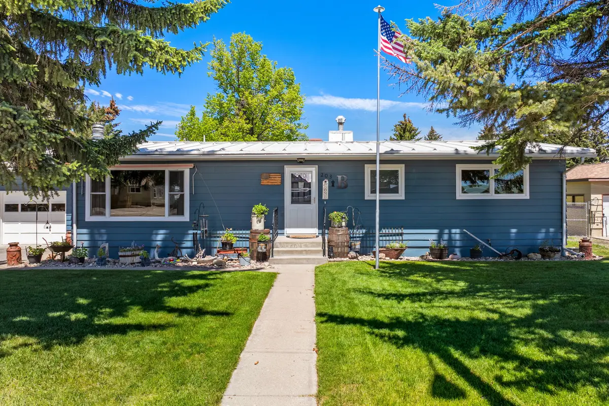 203 3rd Avenue Sw, Fairfield, MT 59436 - #1