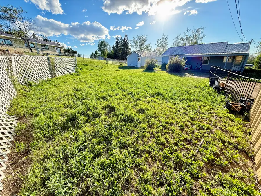 109 10th Avenue Se, Cut Bank, MT 59427 - #2