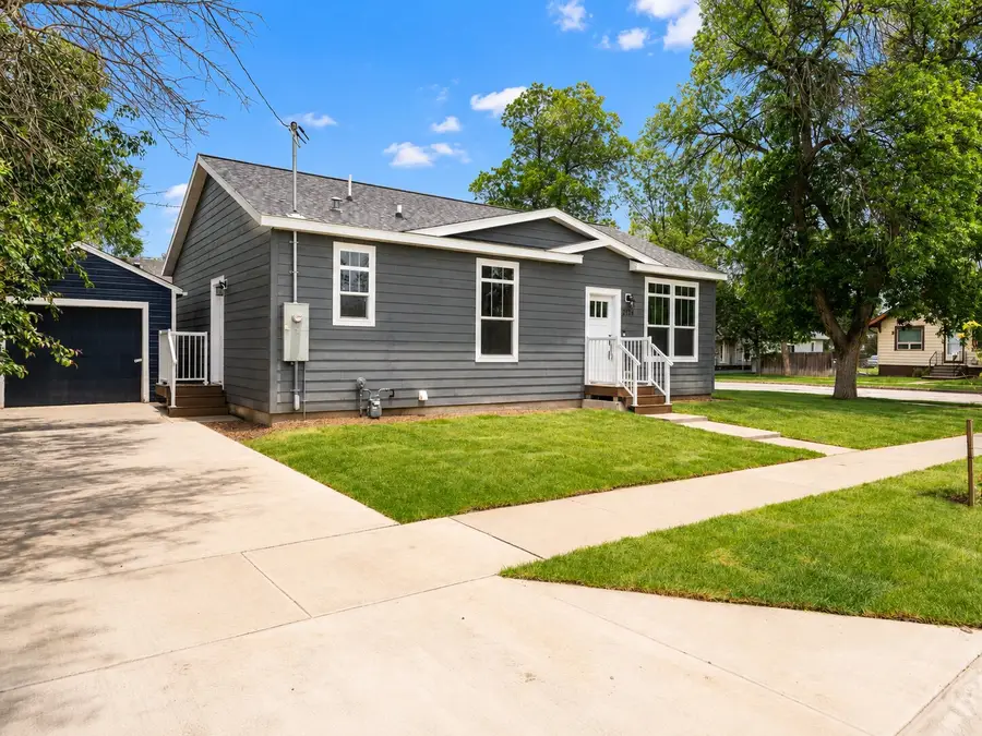 2226 7th Avenue N, Great Falls, MT 59401 - #2