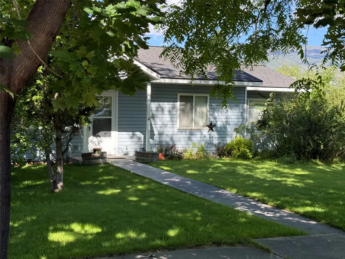 219 S 7th Street, Hamilton, MT 59840 - #1