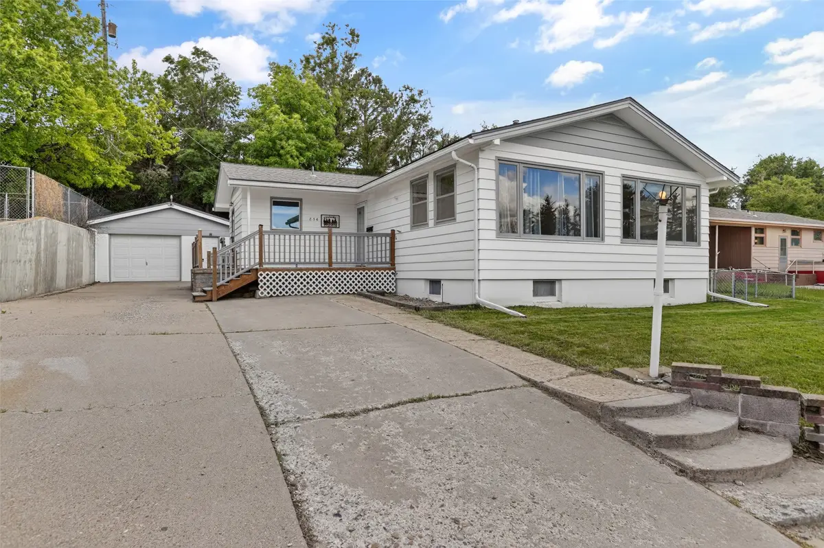 836 7th Street, Havre, MT 59501 - #1