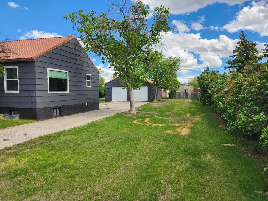 313 3rd Avenue Se, Cut Bank, MT 59427 - #3