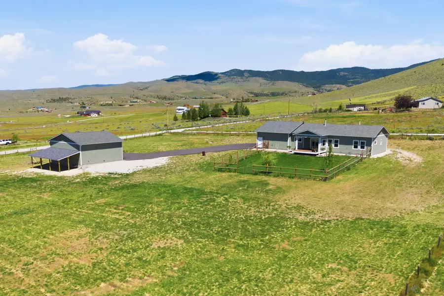 975 Corvallis Hills Drive, Corvallis, MT 59828 - #2