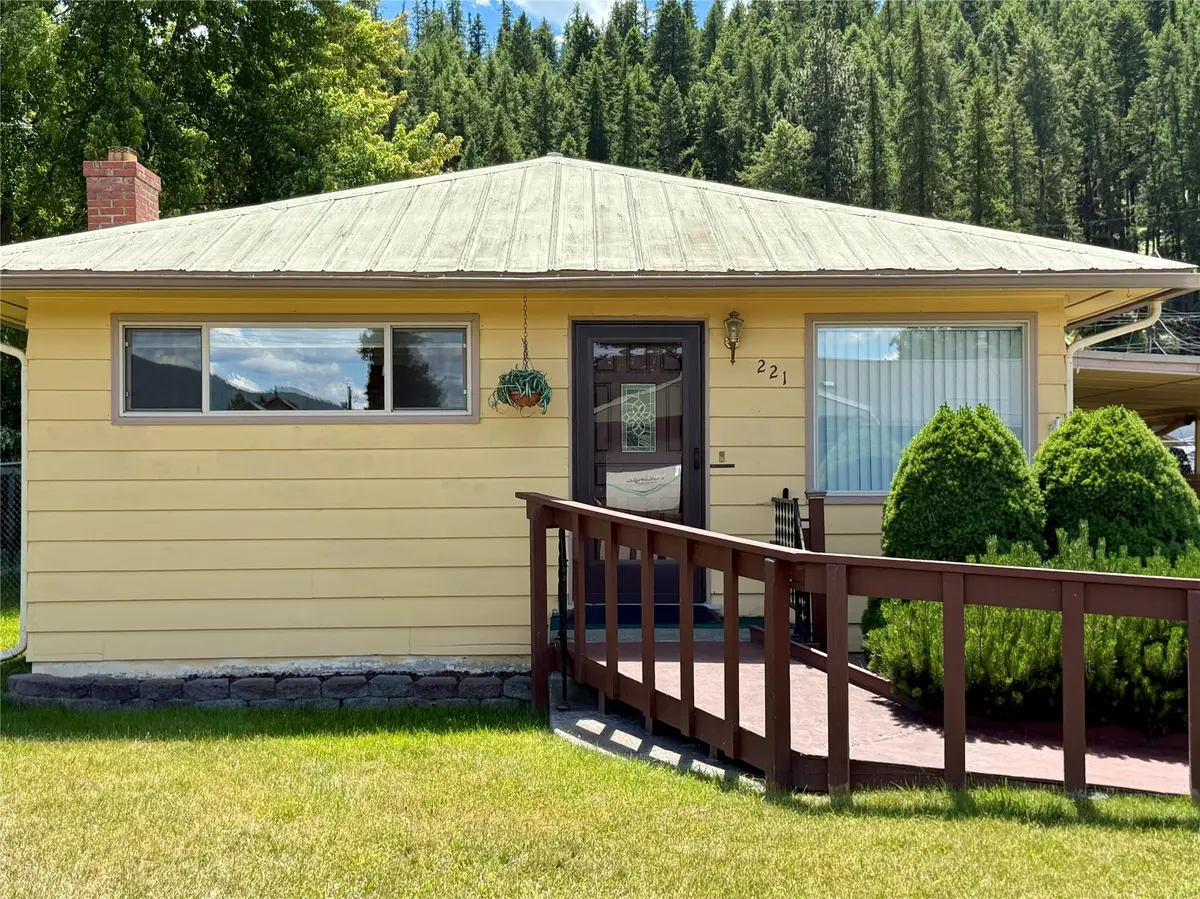 221 W Poplar Street, Libby, MT 59923 - #1