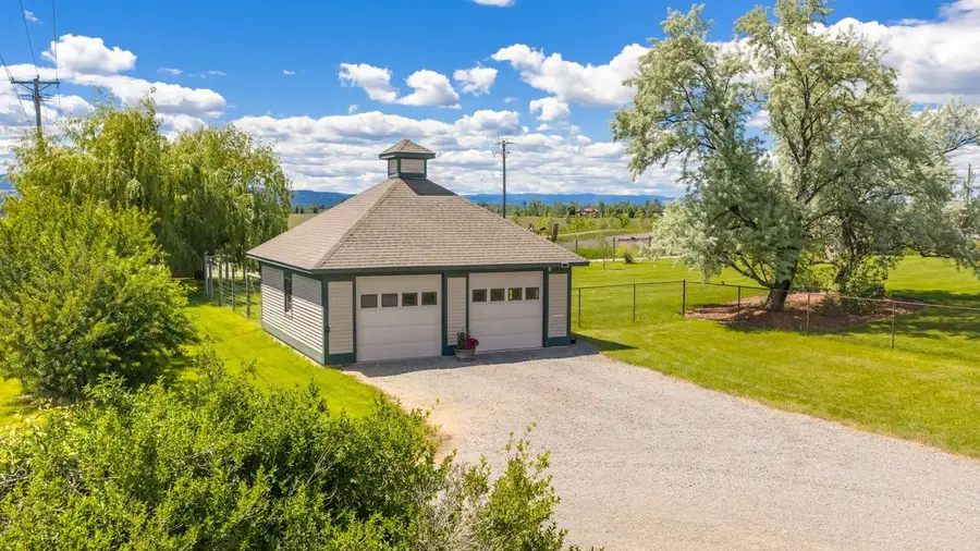 2405 Lower Valley Road, Kalispell, MT 59901 - #3