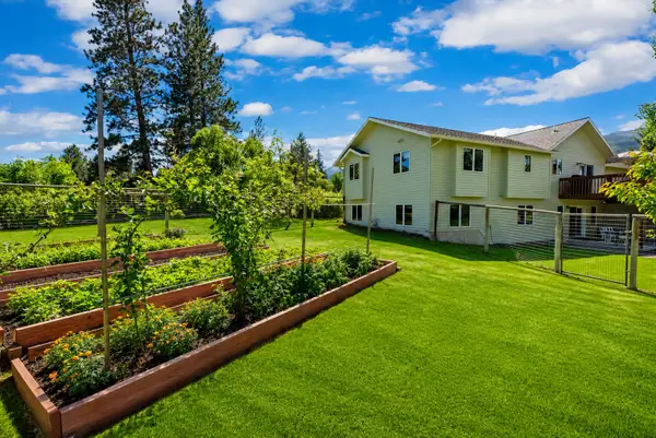 292 Tie Chute Lane, Florence, MT 59833