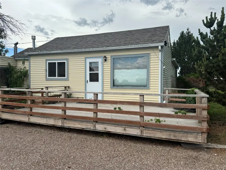 1525 7th Street S, Great Falls, MT 59405 - #2