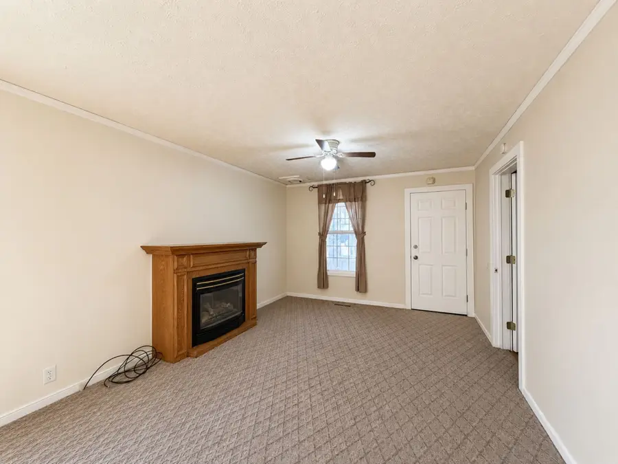 1709 8th Avenue N, Great Falls, MT 59401 - #3