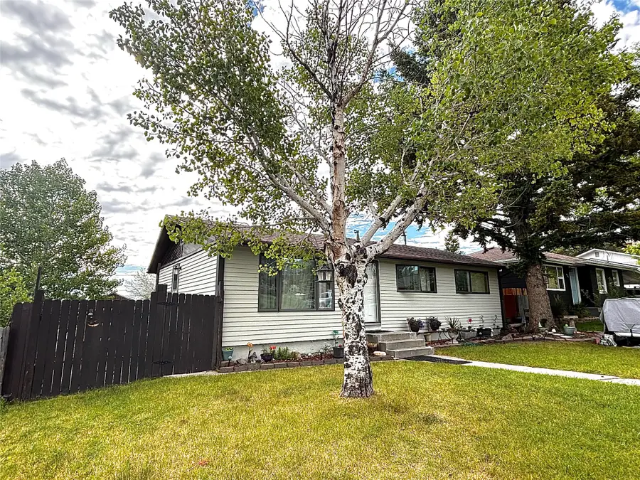 417 Raymond Street, Helena, MT 59601 - #3
