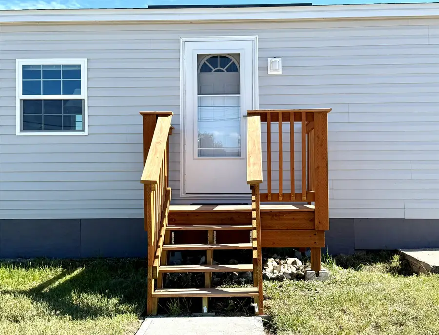 1001 Oregon Street, Deer Lodge, MT 59722 - #3