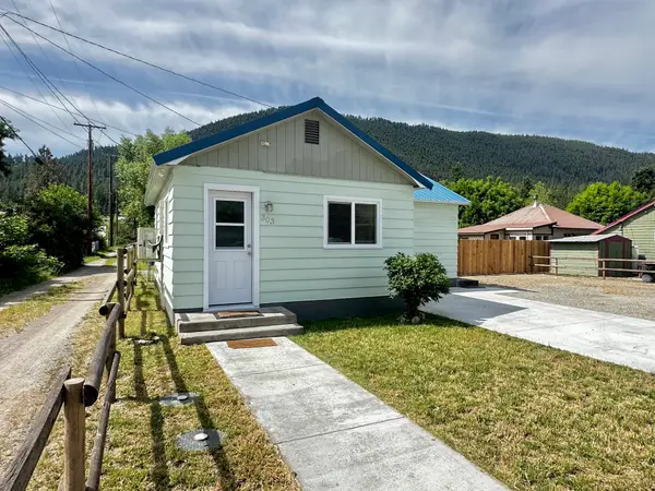 303 4th Avenue E, Superior, MT 59872
