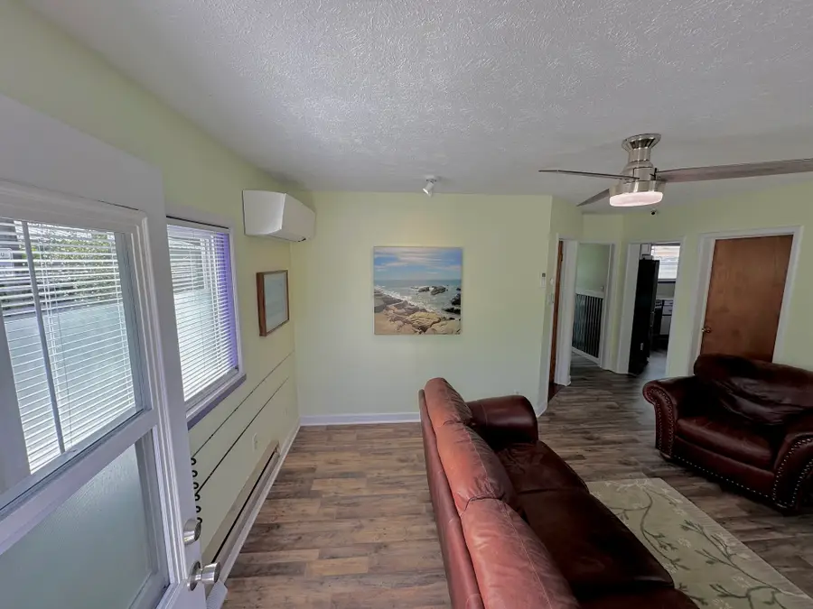 303 4th Avenue E, Superior, MT 59872 - #3