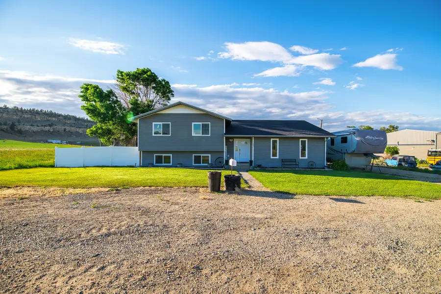 601 W Park Avenue, Bridger, MT 59014 - #2