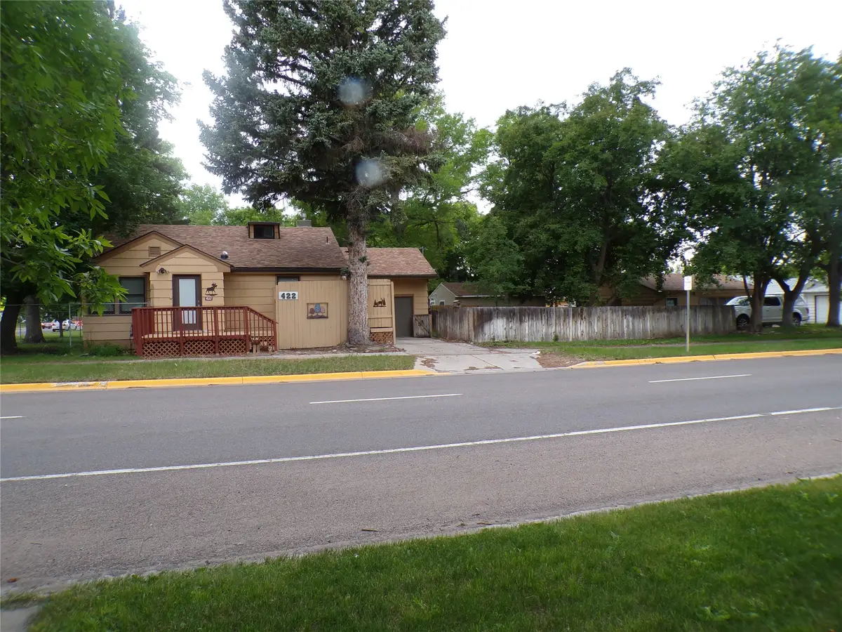 422 15th Street S, Great Falls, MT 59405 - #1
