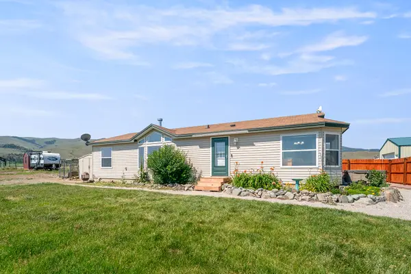 123 Weasel Creek Road, Winston, MT 59647