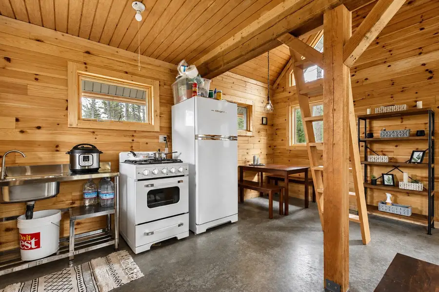 925 Yelping Coyote Run, Trego, MT 59934 - #2