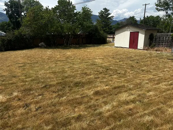 607 Saranac Avenue, Hamilton, MT 59840