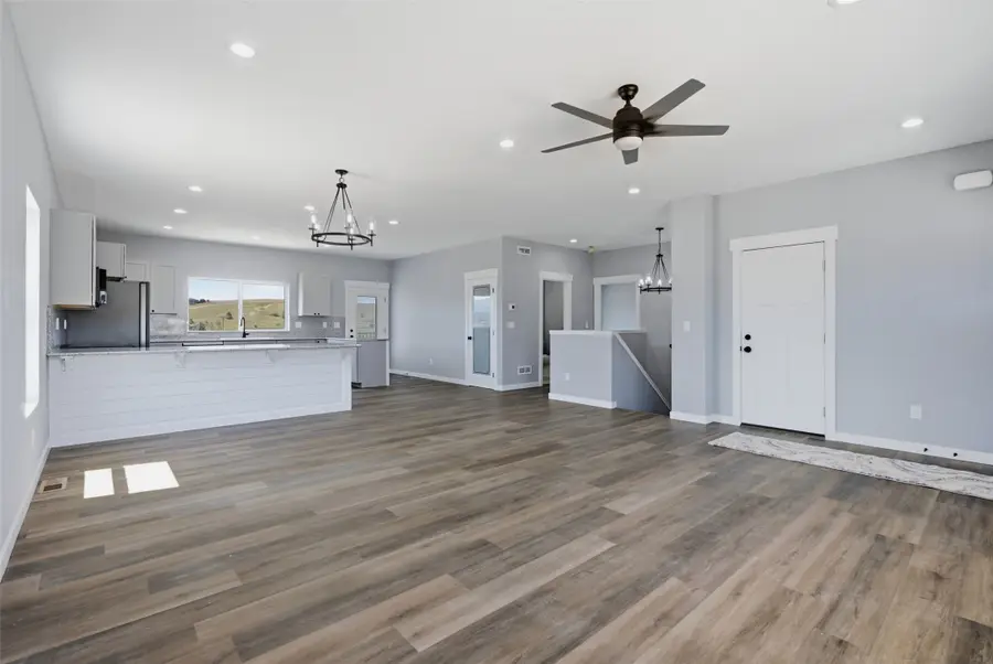10185 Palmdale Court, Missoula, MT 59808 - #2