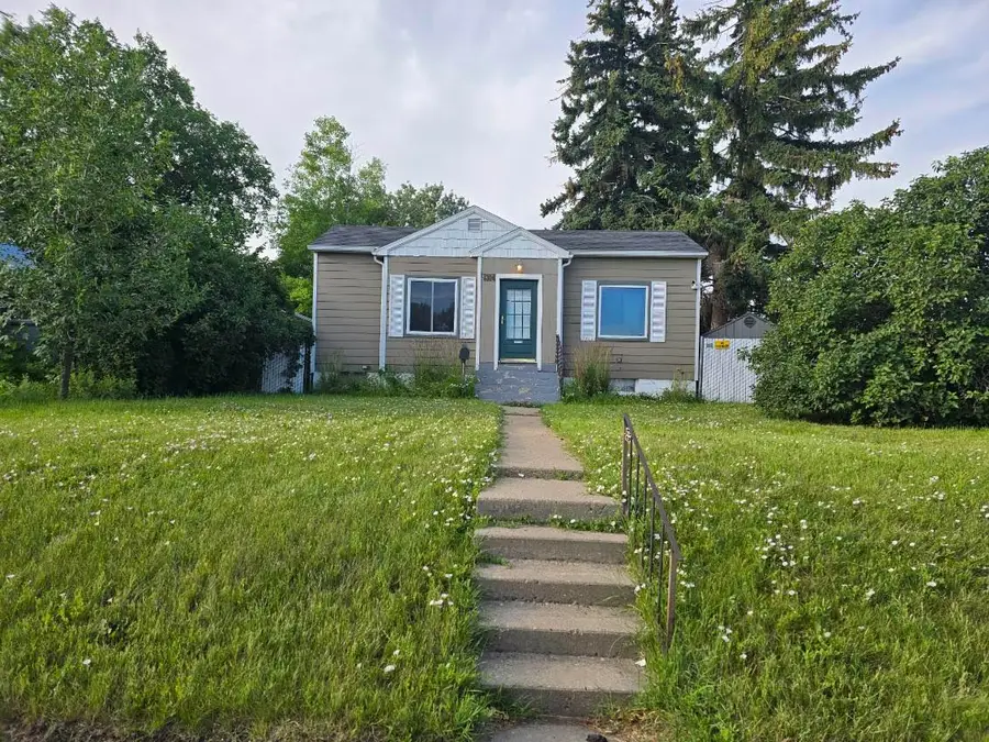 1304 7th Avenue S, Great Falls, MT 59405 - #2