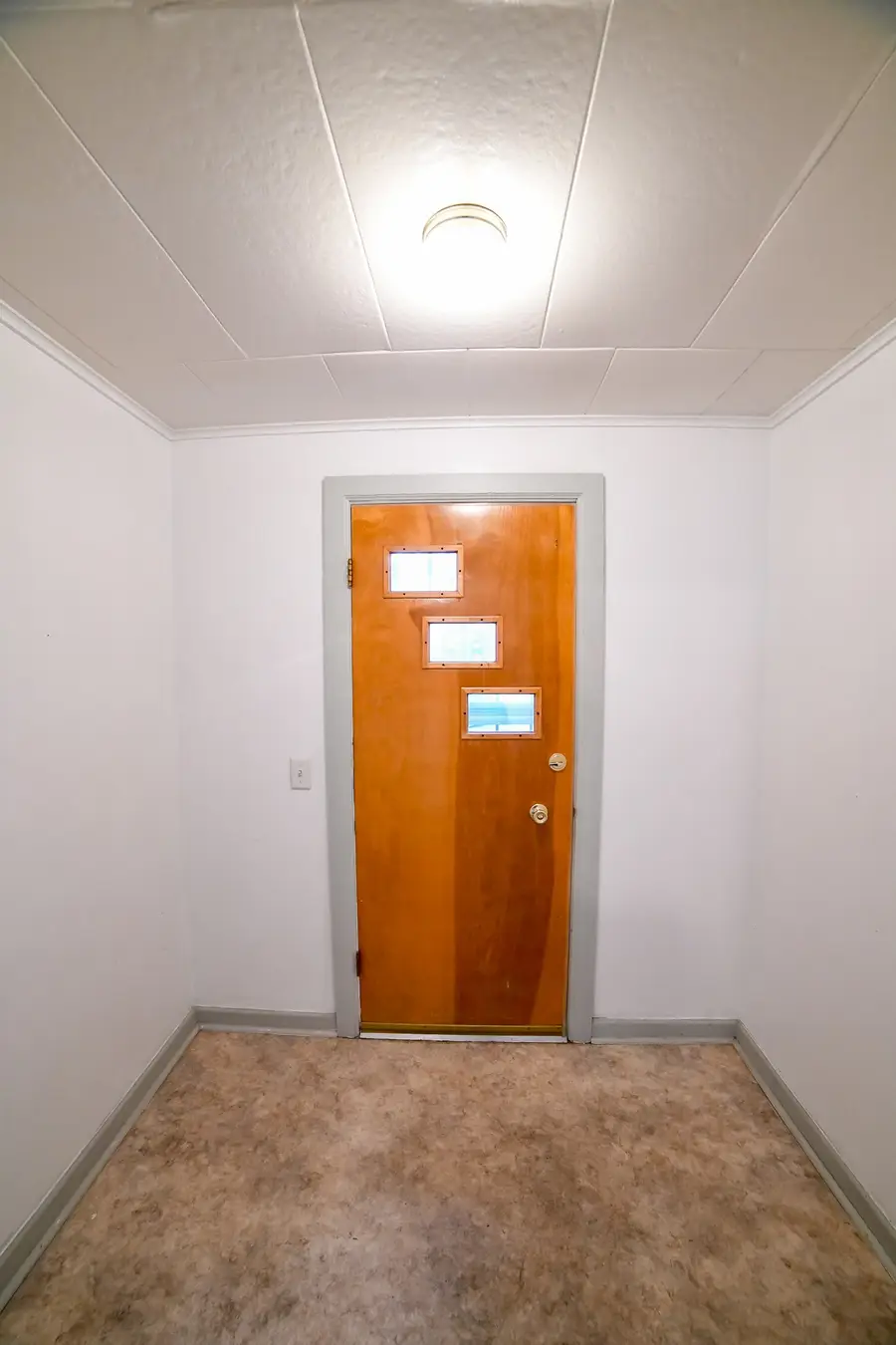 1216 9th Avenue S, Great Falls, MT 59405 - #2