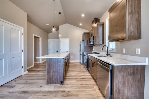159 Canyon Falls Way #105, Hamilton, MT 59840