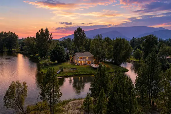 10855 Peninsula Place, Lolo, MT 59847