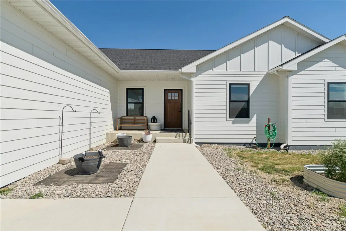 1002 4th Lane Ne, Choteau, MT 59422 - #1