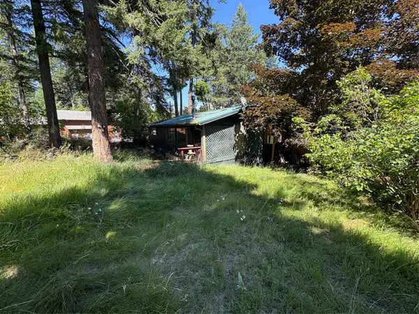 195 Village Lane, Bigfork, MT 59911