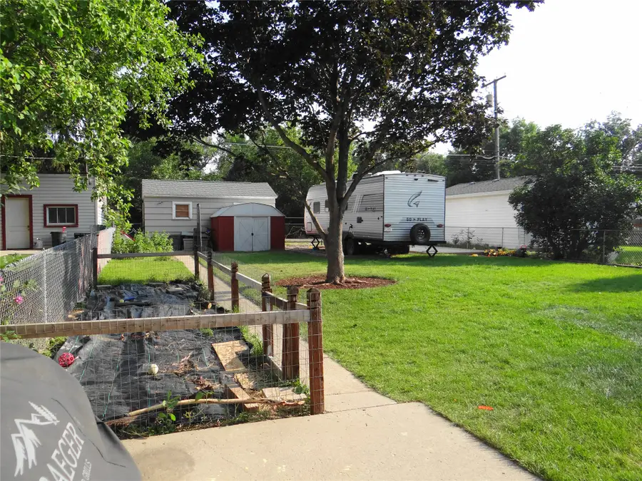 3112 3 Avenue N, Great Falls, MT 59401 - #3