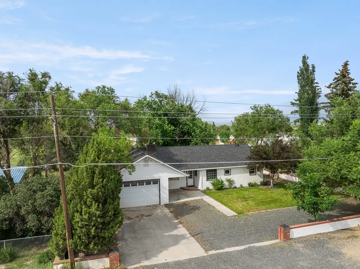 1120 Sierra Road W, Helena, MT 59602 - #1