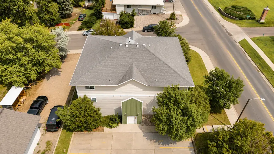 1924 12th Avenue S, Great Falls, MT 59405 - #2